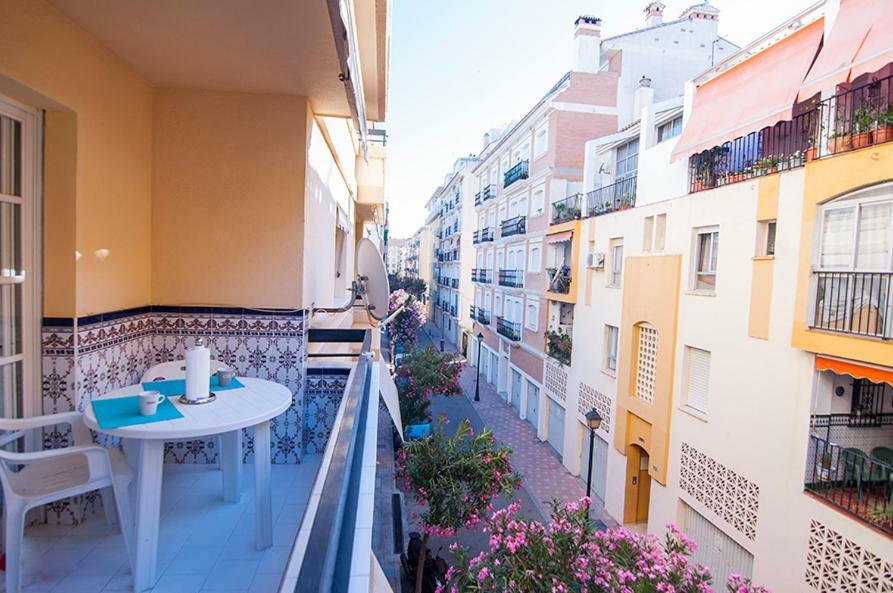 Luminoso Y Fresco Apartamento En 2ª Linea De Playa Fuengirola Exterior foto
